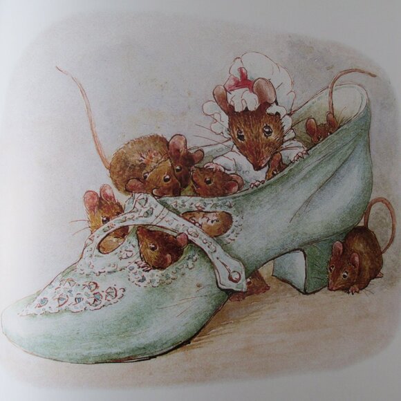 BEATRIX POTTER NURSERY RHYME BOOK - Picture 10 of 12